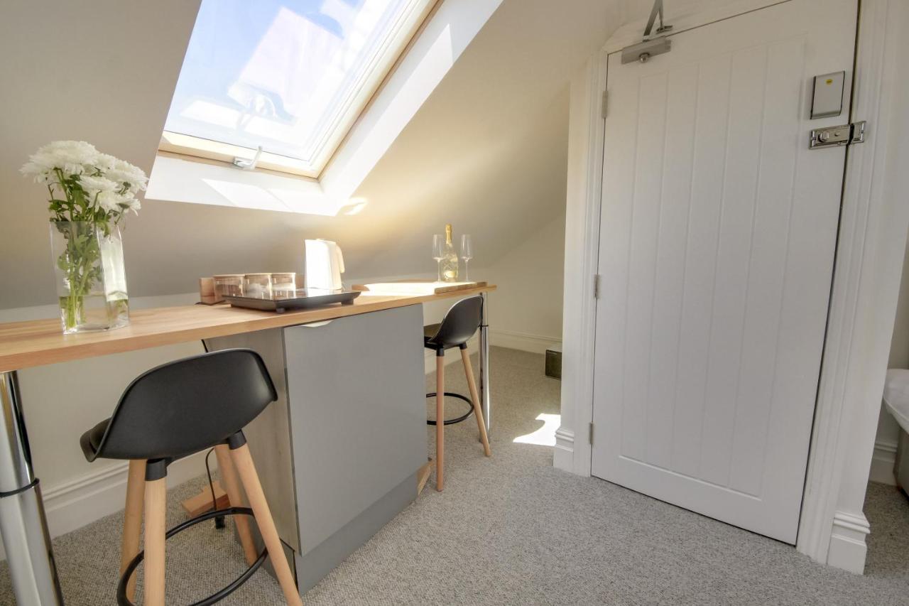 Bay City Studio Apartments By Staying-Away Cardiff Bagian luar foto