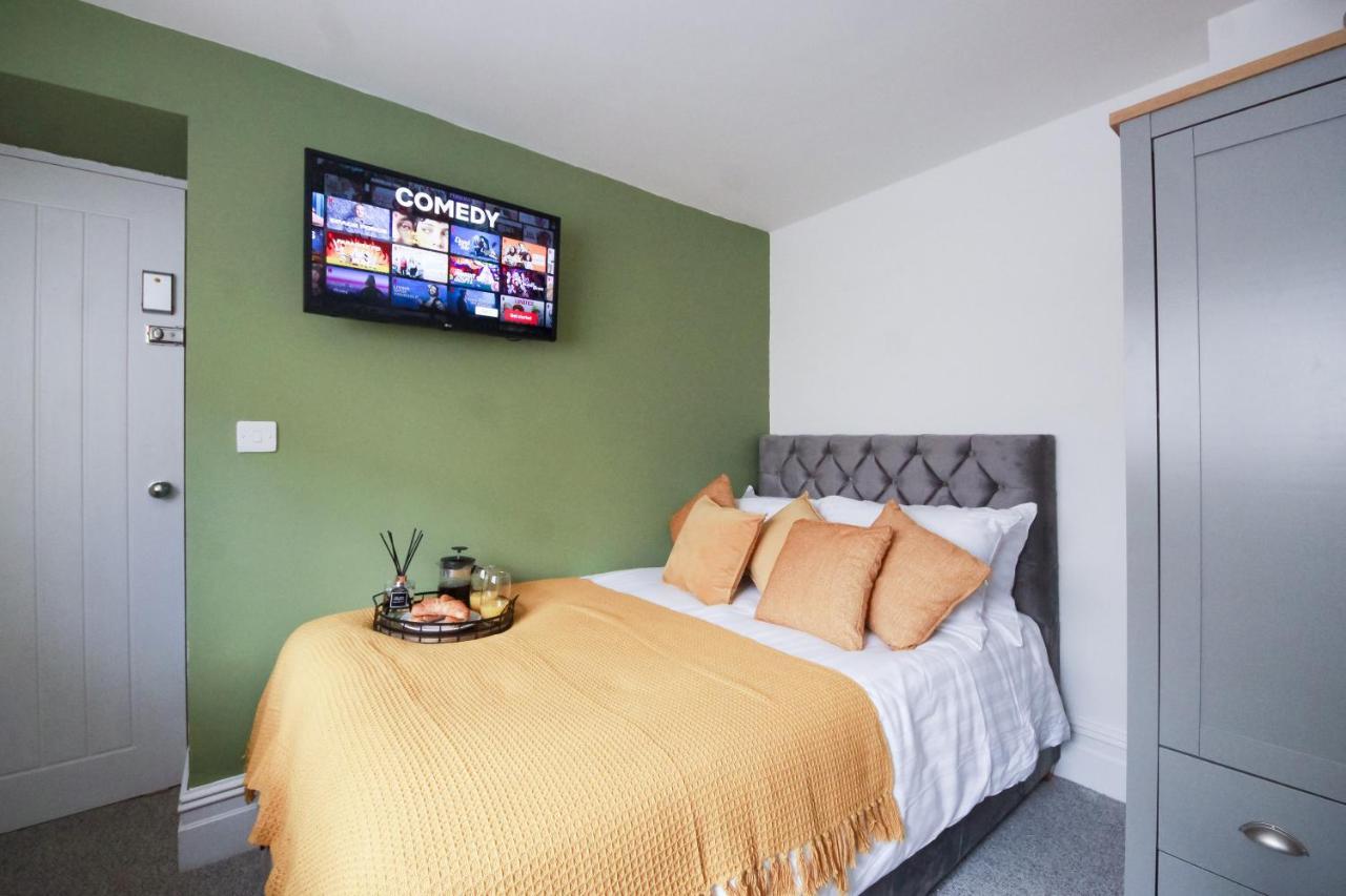 Bay City Studio Apartments By Staying-Away Cardiff Bagian luar foto