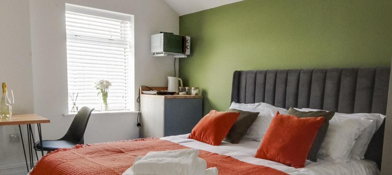 Bay City Studio Apartments By Staying-Away Cardiff Bagian luar foto
