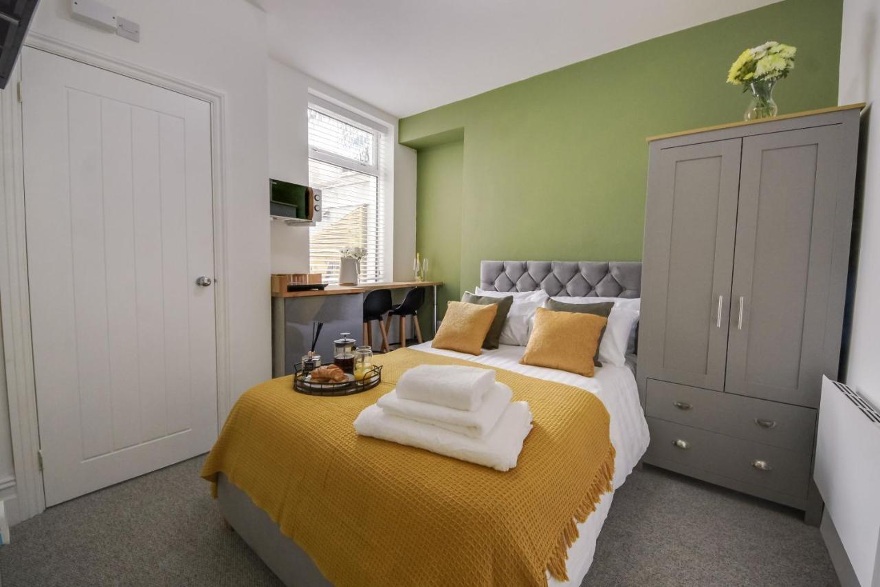Bay City Studio Apartments By Staying-Away Cardiff Bagian luar foto