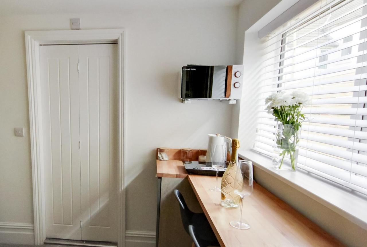 Bay City Studio Apartments By Staying-Away Cardiff Bagian luar foto